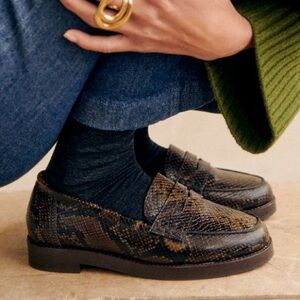 Sezane Andrea Snakeskin Pattern Loafers